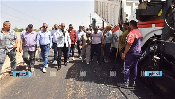 محافظ أسيوط إنشاء ورصف طريق جديد بديروط بطول 12 كيلو