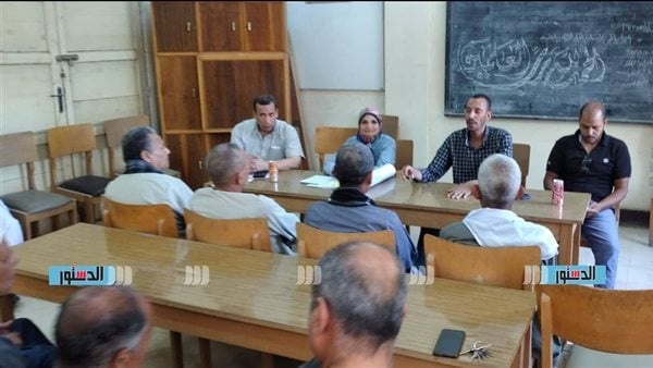 حملات للتوعية بمكافحة دودة الحشد الخريفية وحماية محصول الذرة بأسيوط حملات للتوعية بمكافحة دودة الحشد الخريفية وحماية محصول الذرة بأسيوط