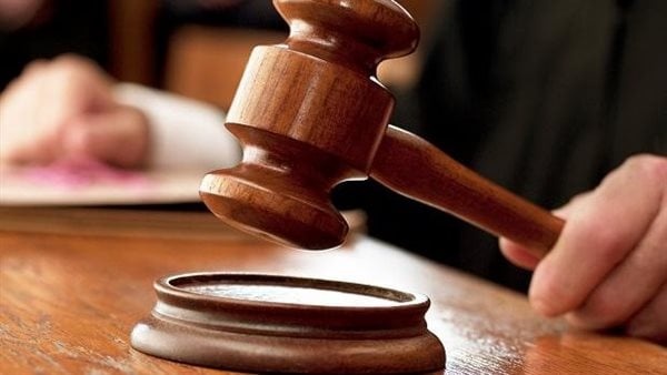 اليوم استكمال محاكمة 10 أطباء وممرضين في قضية العمى الجماعي