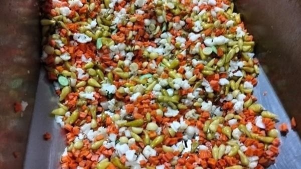 ضبط 2 5 طن مواد غذائية مجهولة المصدر و1900 كجم دقيق سياحي بدون مستندات بالغربية ضبط 2 5 طن مواد غذائية مجهولة المصدر و1900 كجم دقيق سياحي بدون مستندات بالغربية