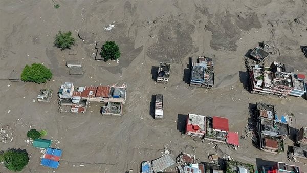 عدد المفقودين وصل 1924 شخصا ارتفاع حصيلة قتلى فيضانات نيبال إلى 579