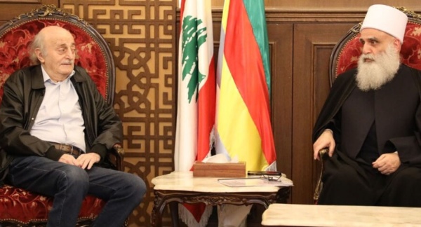 جنبلاط اتفاق الإطار أطاح بمقومات الطائف وأبي المنى الولاء للبنان وحده جنبلاط اتفاق الإطار أطاح بمقومات الطائف وأبي المنى الولاء للبنان وحده