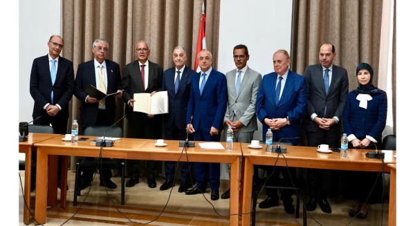وفد أميركي في البرلمان وتمسك نيابي بـ اليونيفيل وفد أميركي في البرلمان وتمسك نيابي بـ اليونيفيل