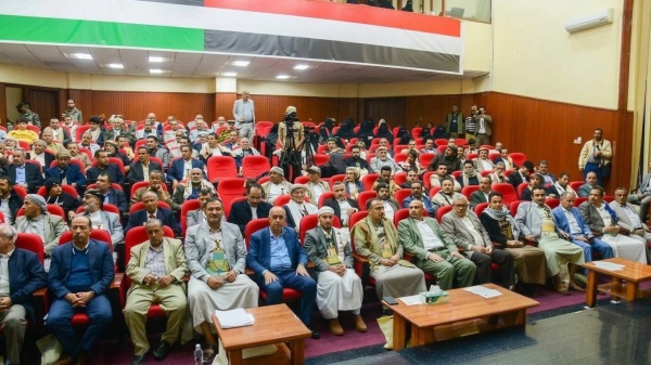 المالية والضرائب والجمارك تحيي الذكرى السنوية للشهيد وتكر م أسر الشهداء المالية والضرائب والجمارك تحيي الذكرى السنوية للشهيد وتكر م أسر الشهداء