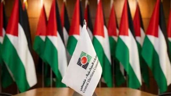 هكذا علقت حماس على مرسوم عباس بتأجيل الانتخابات التشريعية