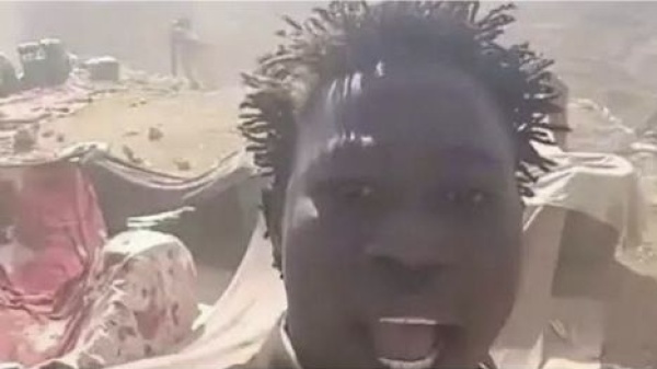 اتهامات للطيران المصري بقتل العشرات في قصف مناجم ذهب على الحدود مع السودان شاهد