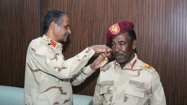 أنباء عن مقتل العميد شوربة في السودان قاد مجزرة معسكر زمزم أنباء عن مقتل العميد شوربة في السودان قاد مجزرة معسكر زمزم