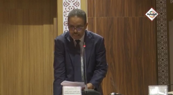برلماني السوق يعج بالأجانب ويستحوذون على فرص عمل الموريتانيين برلماني السوق يعج بالأجانب ويستحوذون على فرص عمل الموريتانيين
