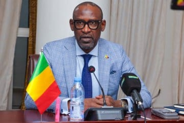 مالي تشيد بدعم روسيا لتحالف دول الساحل في مواجهة التحديات الأمنية مالي تشيد بدعم روسيا لتحالف دول الساحل في مواجهة التحديات الأمنية