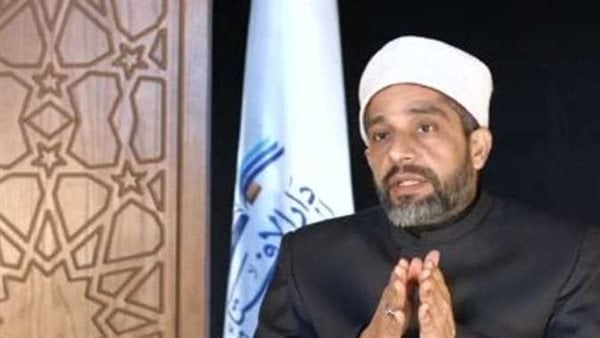 الرحمة أهم أم العدل أمين الفتوى يرد