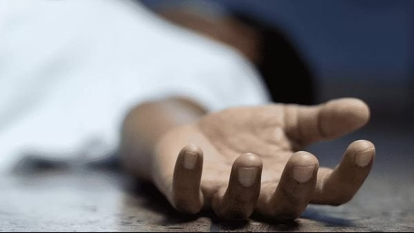 مصرع شخص دهس ا بسيارة مسرعة أثناء عبور الطريق بالحوامدية مصرع شخص دهس ا بسيارة مسرعة أثناء عبور الطريق بالحوامدية