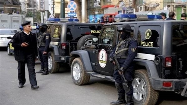 عايز يرجع لها عامل وراء إشعال النيران في سيارة شقيق طليقته بأكتوبر عايز يرجع لها عامل وراء إشعال النيران في سيارة شقيق طليقته بأكتوبر