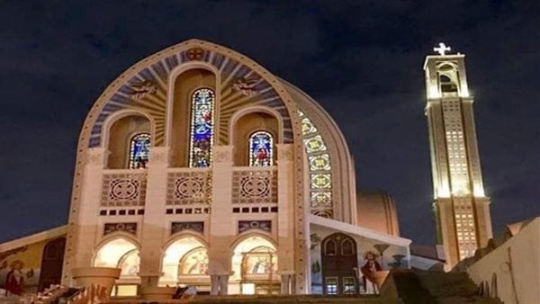 الكنيسة الأرثوذكسية تحتفل بعيد العذراء المحرق أطول إقامة للعائلة المقدسة الكنيسة الأرثوذكسية تحتفل بعيد العذراء المحرق أطول إقامة للعائلة المقدسة