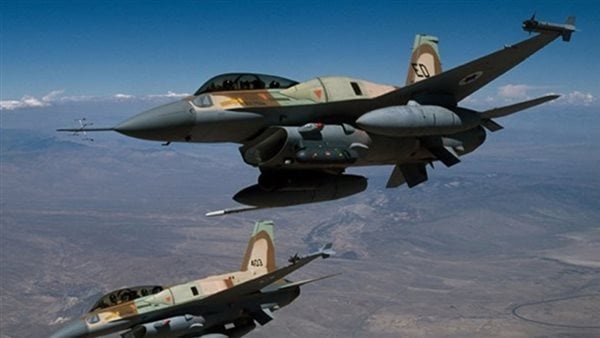 طيران الاحتلال يشن غارة على وادي الحجير بالجنوب اللبناني طيران الاحتلال يشن غارة على وادي الحجير بالجنوب اللبناني
