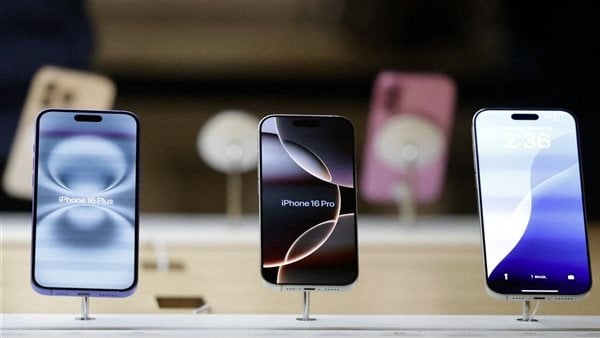 جهاز الاتصالات العاملين بصناعة الهواتف المحمولة تجاوز 10 آلاف عامل ومهندس