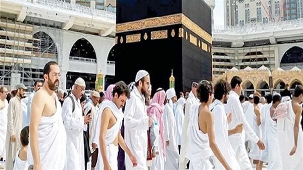 رفع درجة الاستعداد بالمطارات المصرية استعداد ا لانطلاق موسم العمرة