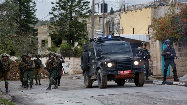 الهلال الأحمر الفلسطيني إصابة فلسطيني برصاص قوات الاحتلال خلال اقتحامها منطقة شرق نابلس الهلال الأحمر الفلسطيني إصابة فلسطيني برصاص قوات الاحتلال خلال اقتحامها منطقة شرق نابلس
