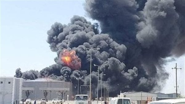 إصابة 26 شخص ا جراء حريق في مستودعات نفطية بموسكو نتيجة هجمات بالمسيرات إصابة 26 شخص ا جراء حريق في مستودعات نفطية بموسكو نتيجة هجمات بالمسيرات