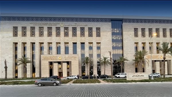 التعليم تحدد رسوم العام الدراسي الجديد وإعفاء طلاب محافظات التأمين الصحي الشامل من سداد 12 جنيه ا التعليم تحدد رسوم العام الدراسي الجديد وإعفاء طلاب محافظات التأمين الصحي الشامل من سداد 12 جنيه ا