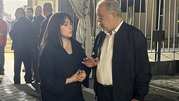 الفنانة هند عاكف تشارك في عزاء محمد مرزبان فيديو الفنانة هند عاكف تشارك في عزاء محمد مرزبان فيديو
