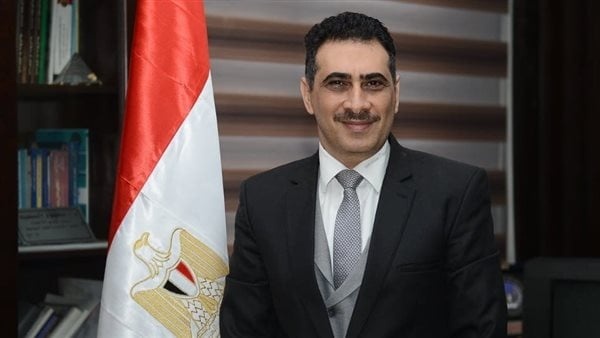 نائب رئيس جامعة القاهرة 200 فكرة بمنتدى الابتكار لربط البحث العلمي بالصناعة