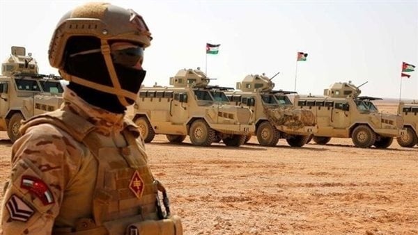 الجيش الأردني يعلن اعتراض وإسقاط صواريخ إيرانية اخترقت المجال الجوي للمملكة الجيش الأردني يعلن اعتراض وإسقاط صواريخ إيرانية اخترقت المجال الجوي للمملكة