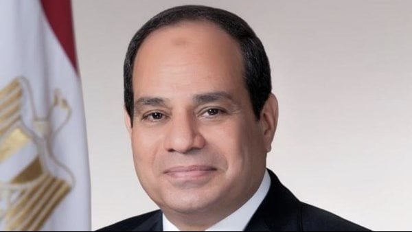الرئيس السيسي يمنح عددا من علماء الأزهر والأوقاف وسام العلوم والفنون من الطبقة الأولى الرئيس السيسي يمنح عددا من علماء الأزهر والأوقاف وسام العلوم والفنون من الطبقة الأولى