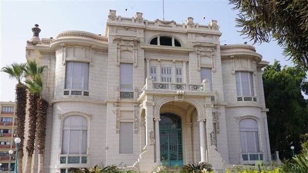 جامعة عين شمس تفتح باب التقديم ببرنامج التأهيل التربوي لإعداد المعلمين للعمل بالمدارس جامعة عين شمس تفتح باب التقديم ببرنامج التأهيل التربوي لإعداد المعلمين للعمل بالمدارس