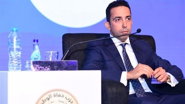 مطاردات واتصالات وضغوط نفسية برلماني يحذر من تجاوزات بعض شركات تحصيل الديون