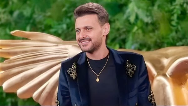 مكالمة مفاجئة لرامز جلال على الهواء مع إسعاد يونس وغادة عادل مكالمة مفاجئة لرامز جلال على الهواء مع إسعاد يونس وغادة عادل
