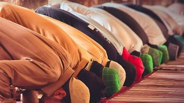 موعد أذان العشاء اليوم 7 مايو 2026 في القاهرة والمحافظات