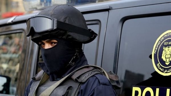تحت التهديد تفاصيل تناوب 3 عاطلين على اغتصاب سيدة بمقابر الخليفة تحت التهديد تفاصيل تناوب 3 عاطلين على اغتصاب سيدة بمقابر الخليفة