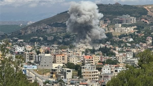 إعلام فلسطيني انتشال جثماني شهيدين عقب قصف إسرائيلي على بيت لاهيا شمال غزة