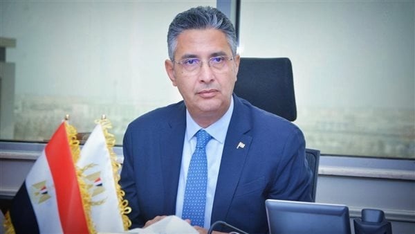 البرلمان يستدعي وزير التموين غدا لمناقشة الدعم النقدي وضبط منظومة الخبز البرلمان يستدعي وزير التموين غدا لمناقشة الدعم النقدي وضبط منظومة الخبز