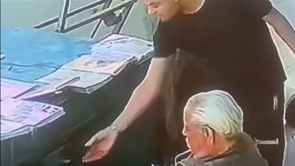 تجديد حبس المتهم بسرقة بائع جرائد في حلوان 15 يوما