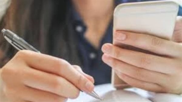 ضبط هاتف مع طالب داخل الامتحان هل يؤدي إلى إلغاء المادة ضبط هاتف مع طالب داخل الامتحان هل يؤدي إلى إلغاء المادة