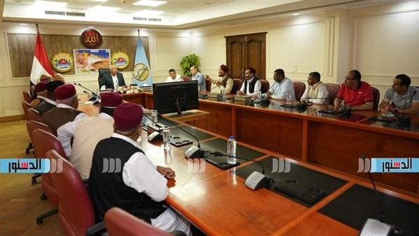 رئيس مركز ومدينة سيوة لجان فنية لمتابعة مشروع تطوير منظومة الري بالواحة رئيس مركز ومدينة سيوة لجان فنية لمتابعة مشروع تطوير منظومة الري بالواحة