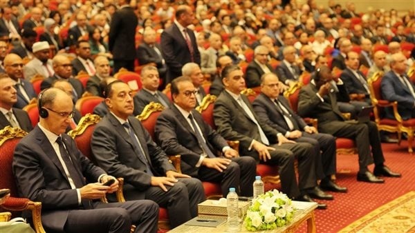 هيئة الدواء تستعرض إنجازات القطاع الدوائي وخطط التطوير حتى 2030