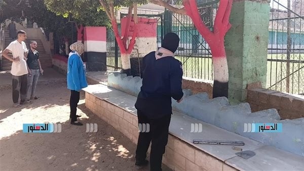 محافظ أسيوط تطوير مقاعد لخدمة المترددين وتنفيذ ورشة للرسم الجداري
