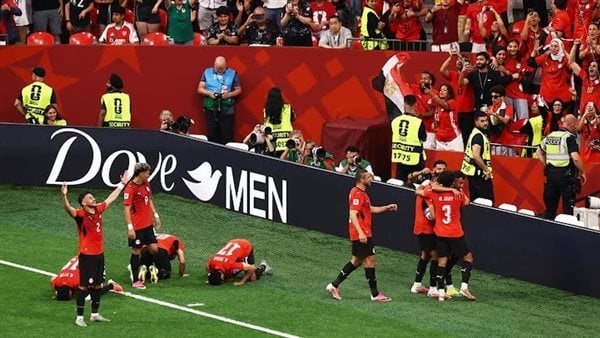 منتخب مصر يهزم نيوزيلندا بثلاثية ويحقق فوزه الأول بكأس العالم