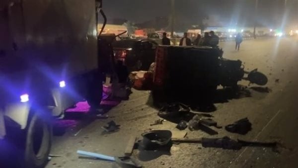 عاجل تحطم 23 سيارة في حادث ضخم على دائري السلام يسفر عن وفاة 3 أشخاص وإصابة 16 آخرين عاجل تحطم 23 سيارة في حادث ضخم على دائري السلام يسفر عن وفاة 3 أشخاص وإصابة 16 آخرين