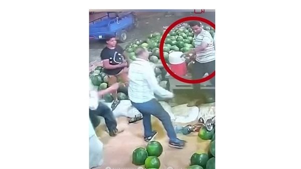 الداخلية تفحص فيديو التعدي على بائع البطيخ