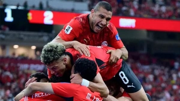 زغاريد وهتافات في حلوان احتفال ا بهدف الفراعنة الأول