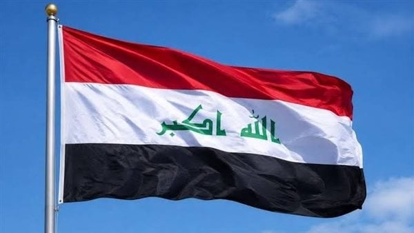 العراق يقر آلية مدتها 3 أشهر لتصدير الخام عبر شركات محلية ودولية العراق يقر آلية مدتها 3 أشهر لتصدير الخام عبر شركات محلية ودولية