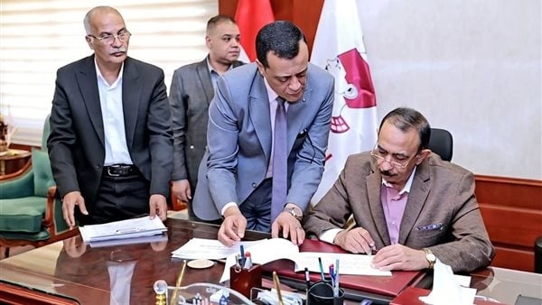 مصادر عن إقالة وكيل تعليم سوهاج مستمر في عمله ولا صحة لما يتداول على مواقع التواصل مصادر عن إقالة وكيل تعليم سوهاج مستمر في عمله ولا صحة لما يتداول على مواقع التواصل