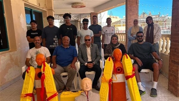 إجراء اختبار شفوي وتحريري لقياس المعلومات والمهارات لمتدربي الغوص والإنقاذ بمطروح إجراء اختبار شفوي وتحريري لقياس المعلومات والمهارات لمتدربي الغوص والإنقاذ بمطروح