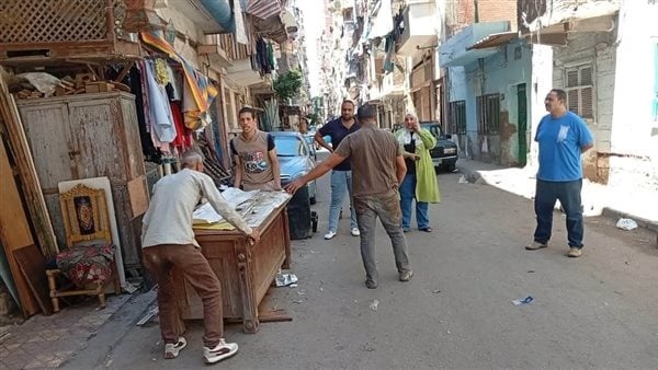 حملة مكبرة بحي غرب الإسكندرية تزيل الإشغالات والتعديات وتتحفظ على 20 حالة مخالفة