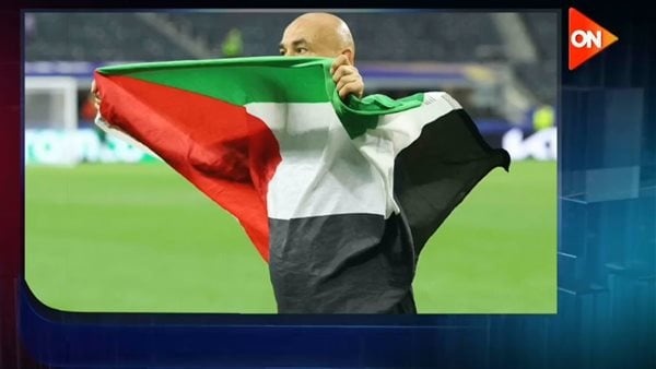 حسام حسن فخور برفع علم فلسطين في أمريكا فيديو