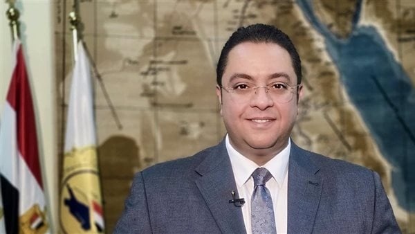 سند برنامج لبناء الشخصية الجامعية وإعداد ألف سفير للوعي داخل الجامعات سند برنامج لبناء الشخصية الجامعية وإعداد ألف سفير للوعي داخل الجامعات