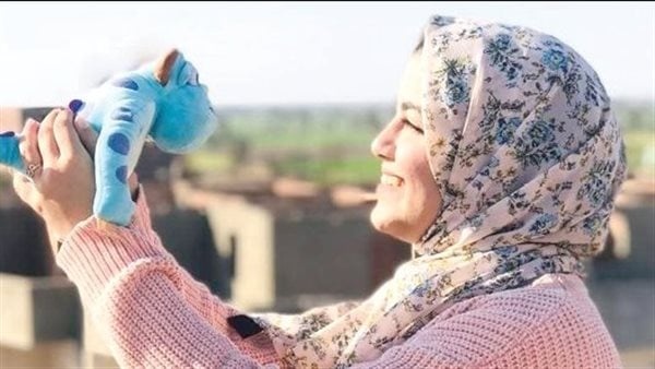 الحرف اليدوية لا تزال قادرة على المنافسة بقوة شهد الفيومية تستثمر موهبتها فى الكروشيه الحرف اليدوية لا تزال قادرة على المنافسة بقوة شهد الفيومية تستثمر موهبتها فى الكروشيه